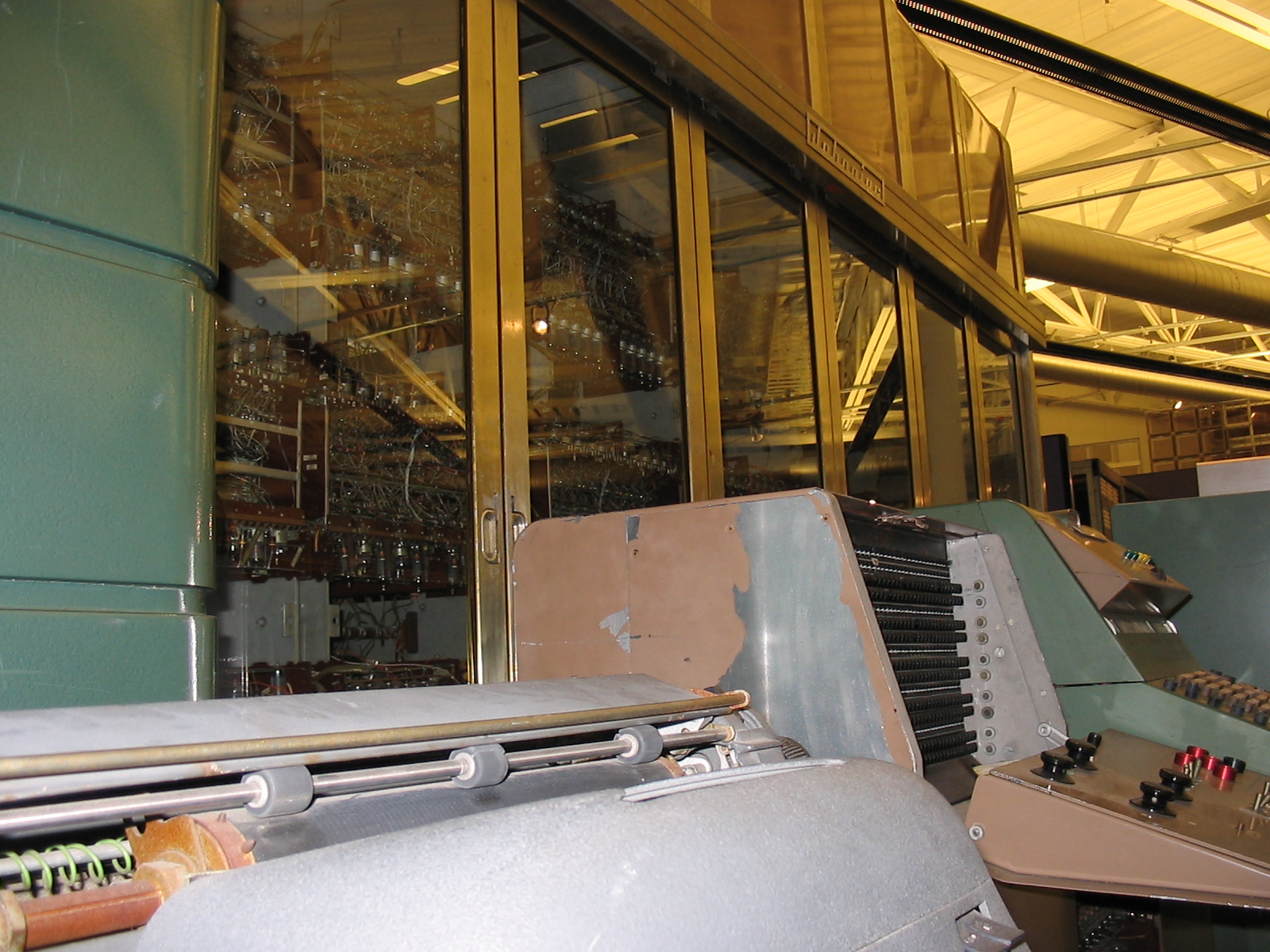 The JOHNNIAC at the Computer History Museum, Mountain View, California. The art-deco styled cabinet -- unusual for a scientific instrument -- shows the internal circuitry through glass panels. Photo by Indolences, public domain.